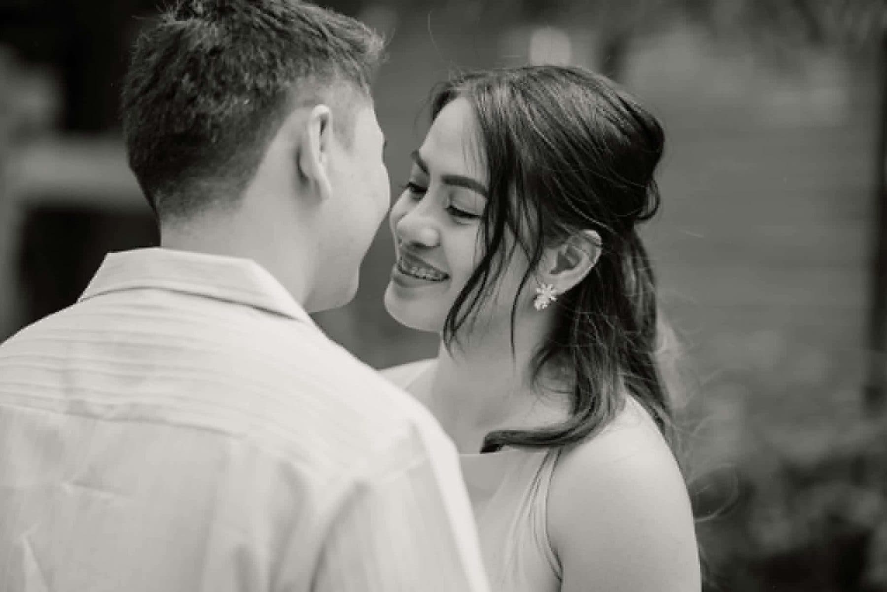 Close portrait of a couple, black and white